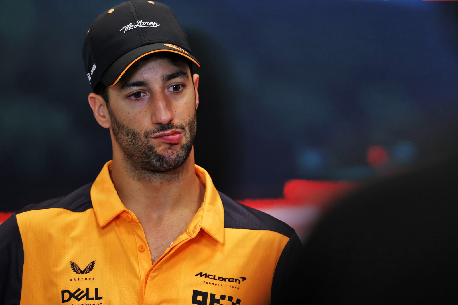 Daniel Ricciardo lashes out at haters as he declared that he fully committed to McLaren