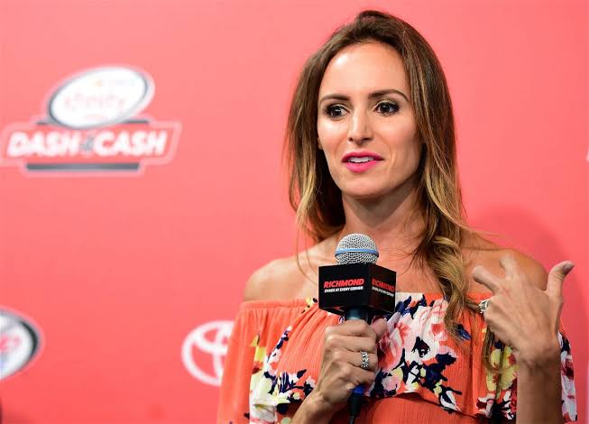 “I feel so hopeless,” Kyle Busch’s Wife discloses concerns over...